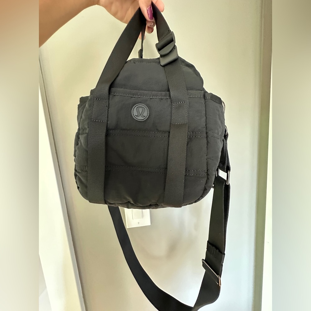 Lululemon Dash All Day Bucket Bag